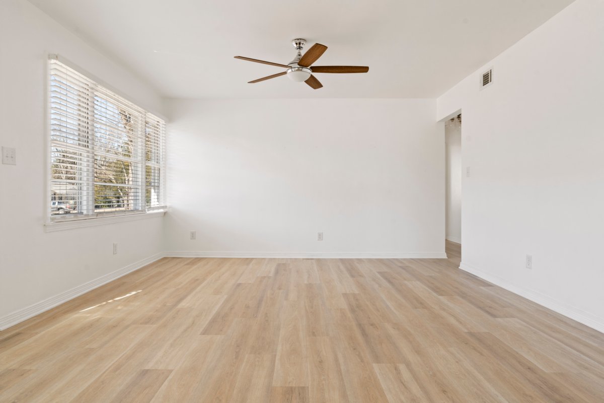 Real Estate Photo Editing