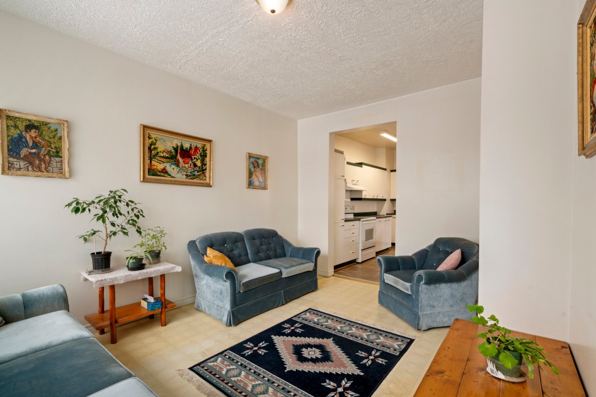 Outsourcing Real Estate Photo Editing