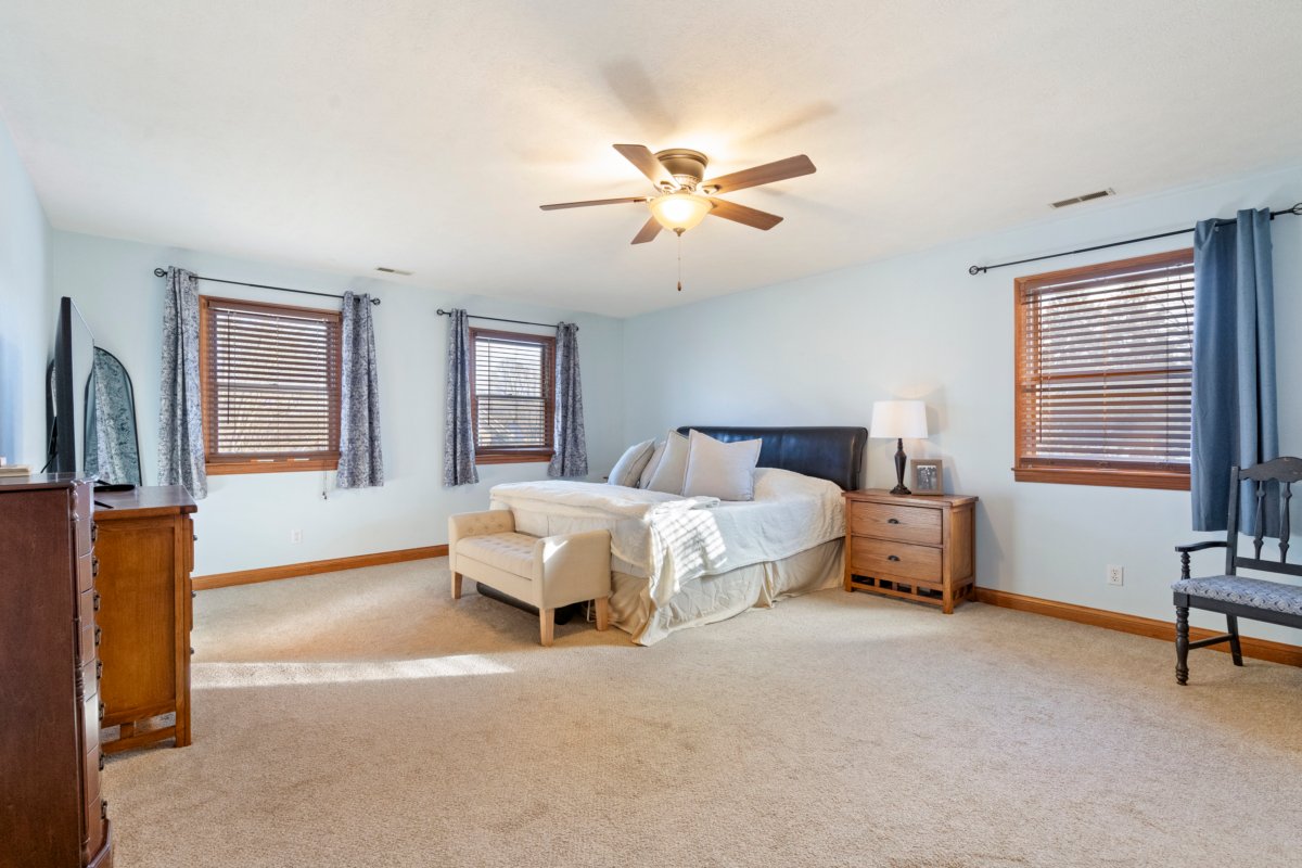 Real Estate Photo Editing