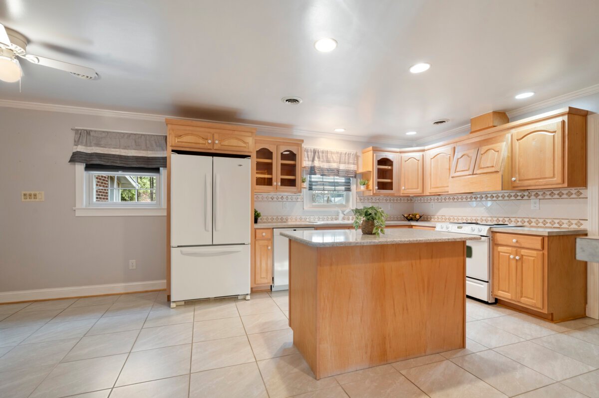 Real estate photo editing